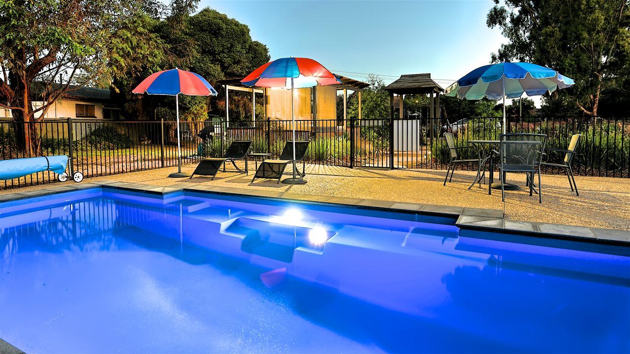 Castle Creek Motor Inn Euroa Εξωτερικό φωτογραφία